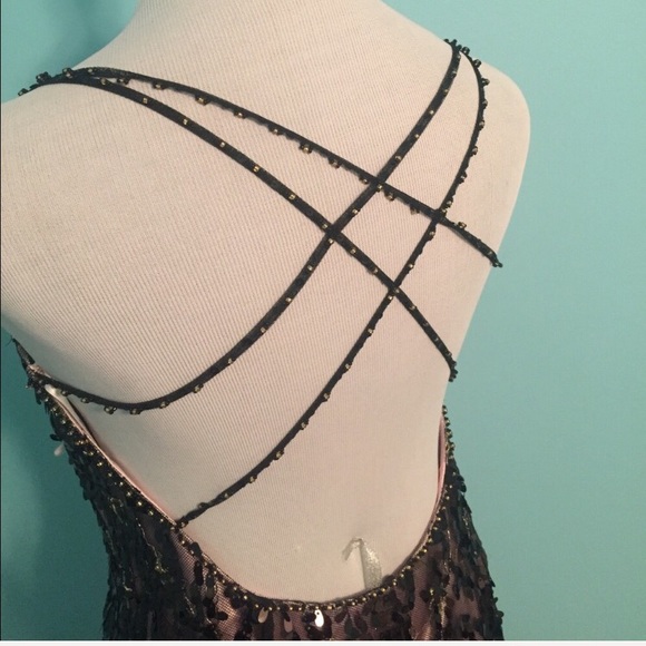 B'Dazzle Lace and Sequin Cocktail Dress - Picture 4 of 7